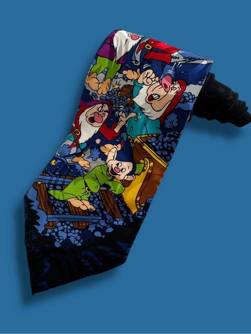 Vtg Disney Snow White And The Seven Dwarfs 100% Silk Neck Tie Mine Train
